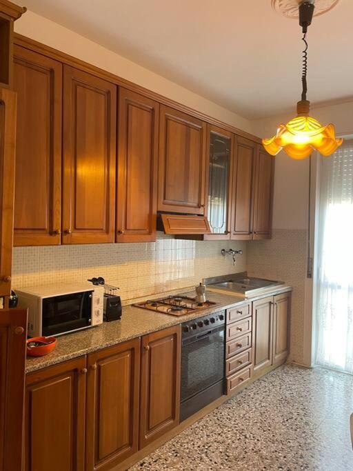 Iris Hosting Appartamenti Per Famiglie Favaro Veneto Esterno foto