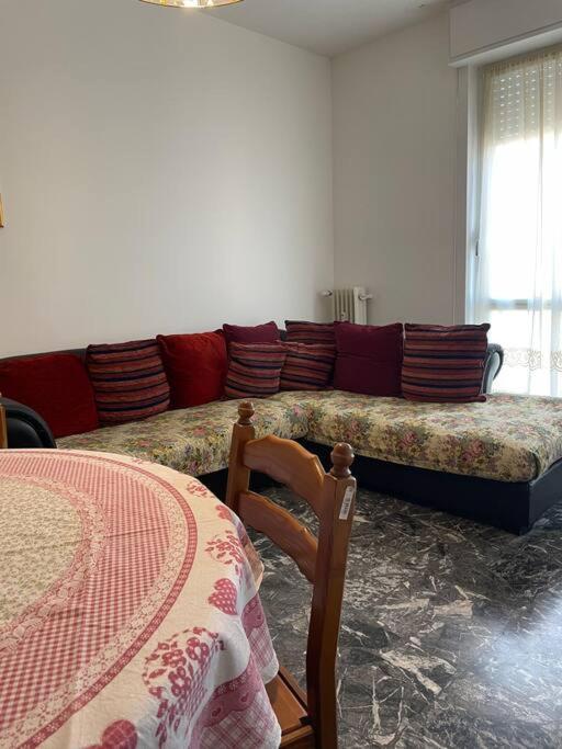 Iris Hosting Appartamenti Per Famiglie Favaro Veneto Esterno foto