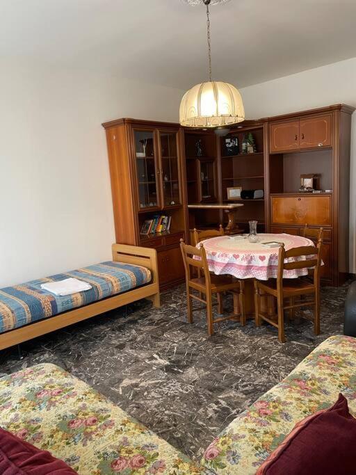 Iris Hosting Appartamenti Per Famiglie Favaro Veneto Esterno foto